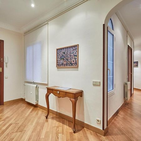 Apartamento Bbarcelona Gaudi Avenue Flat Exterior foto