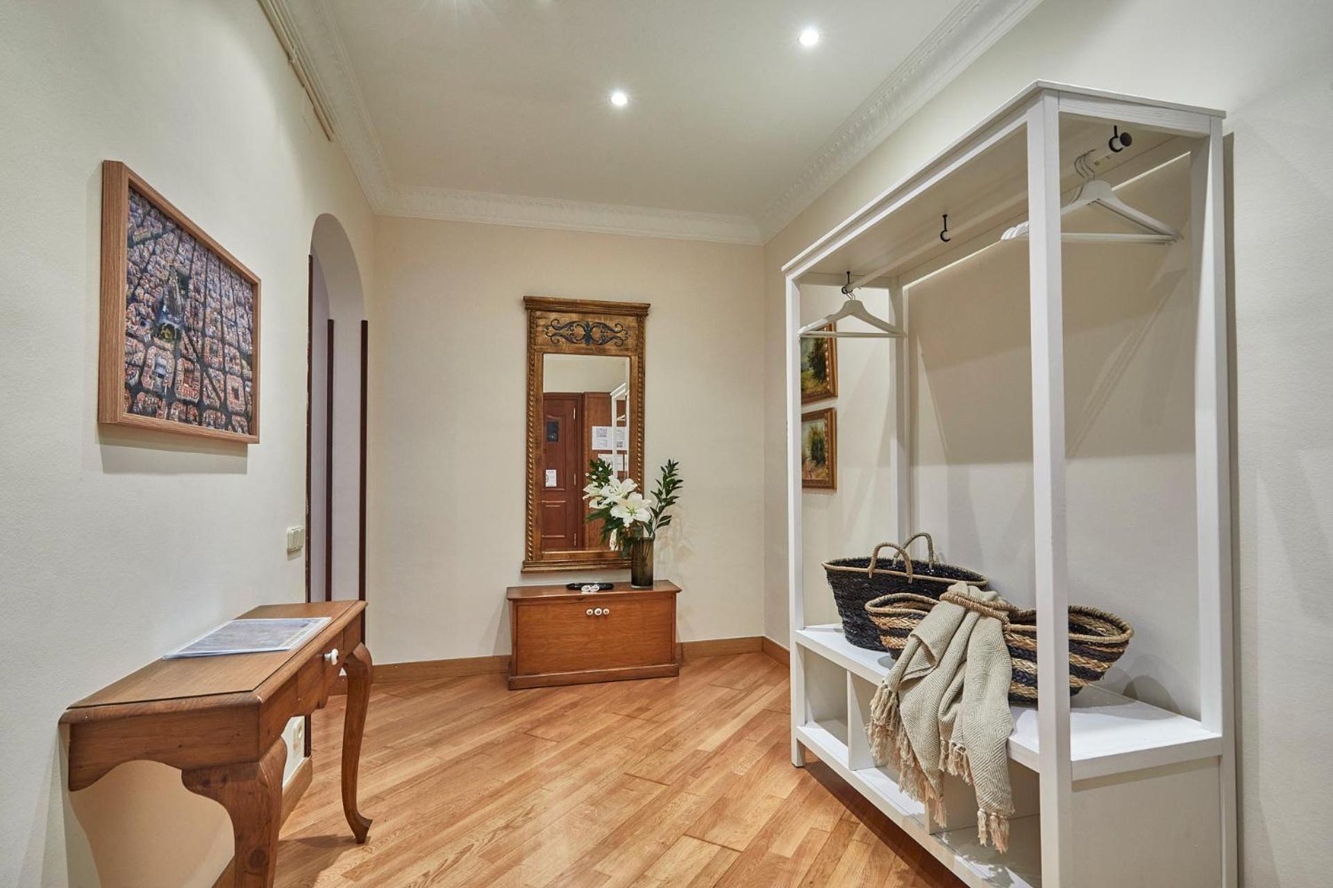 Apartamento Bbarcelona Gaudi Avenue Flat Exterior foto